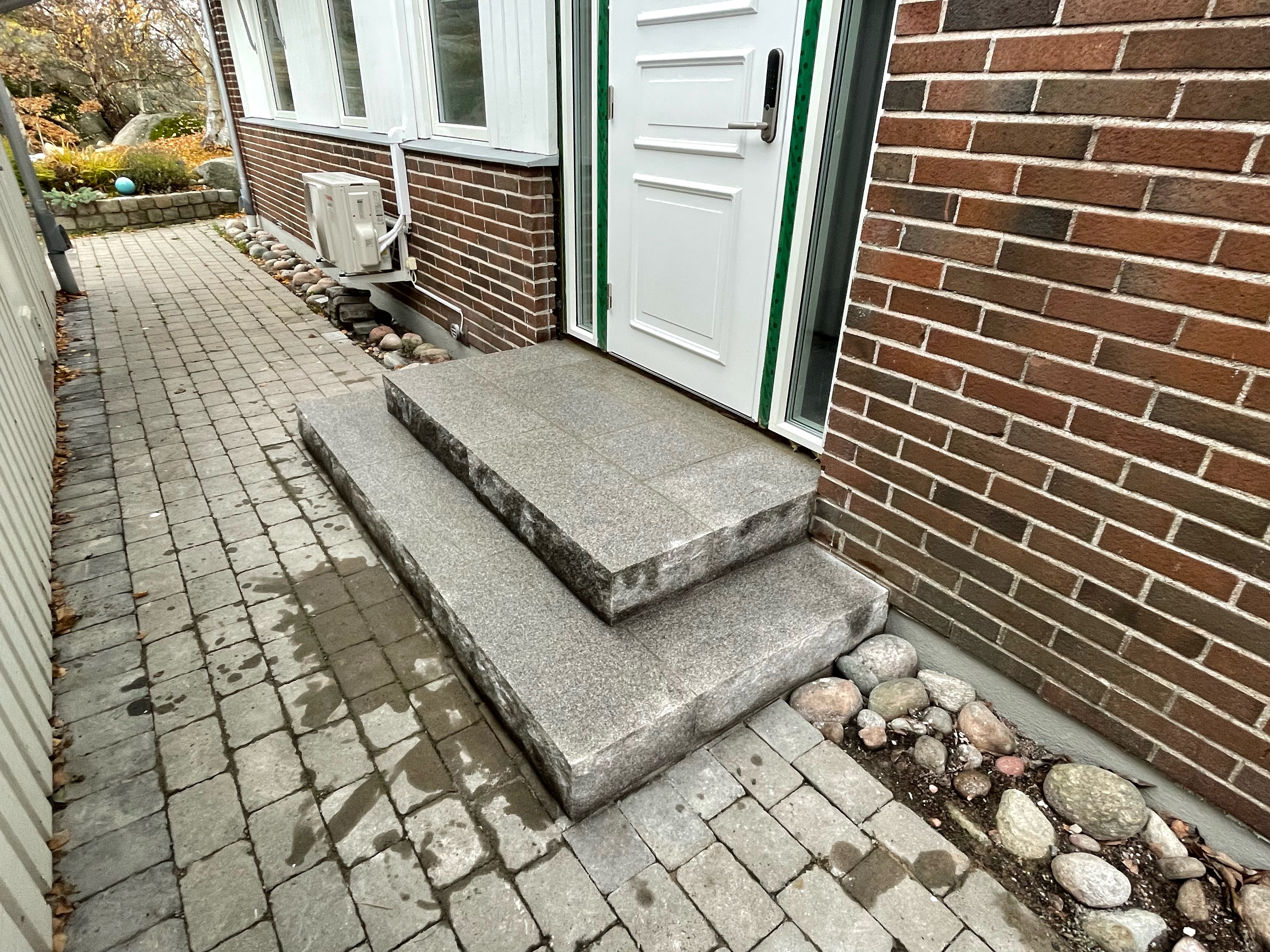 granittrappa makrillen grå Bohus 3